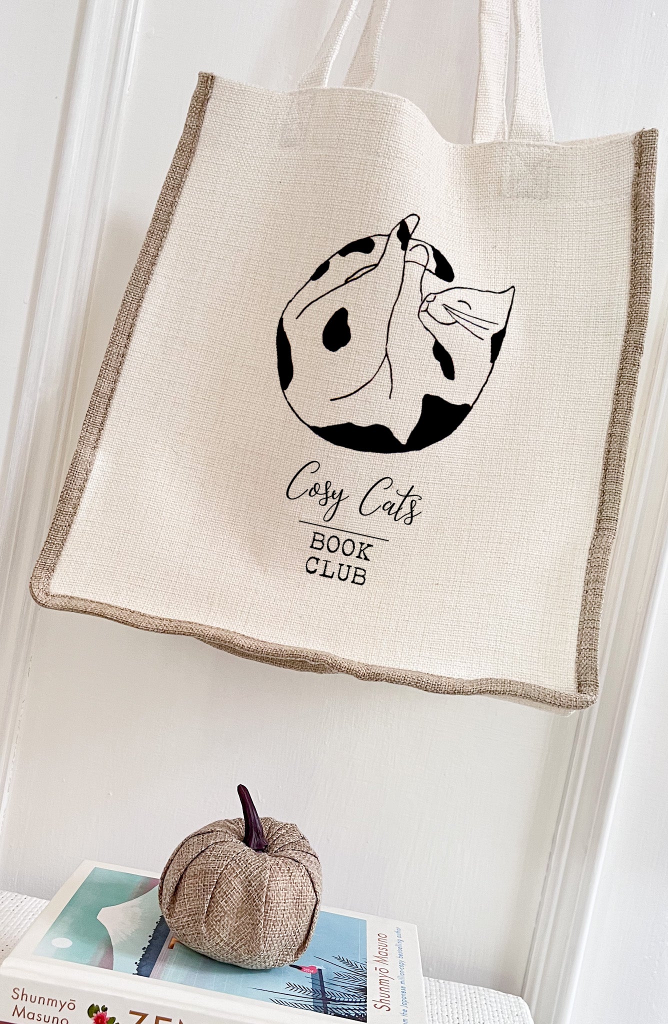 Cosy Cats Book Club Linen Gusset Bag