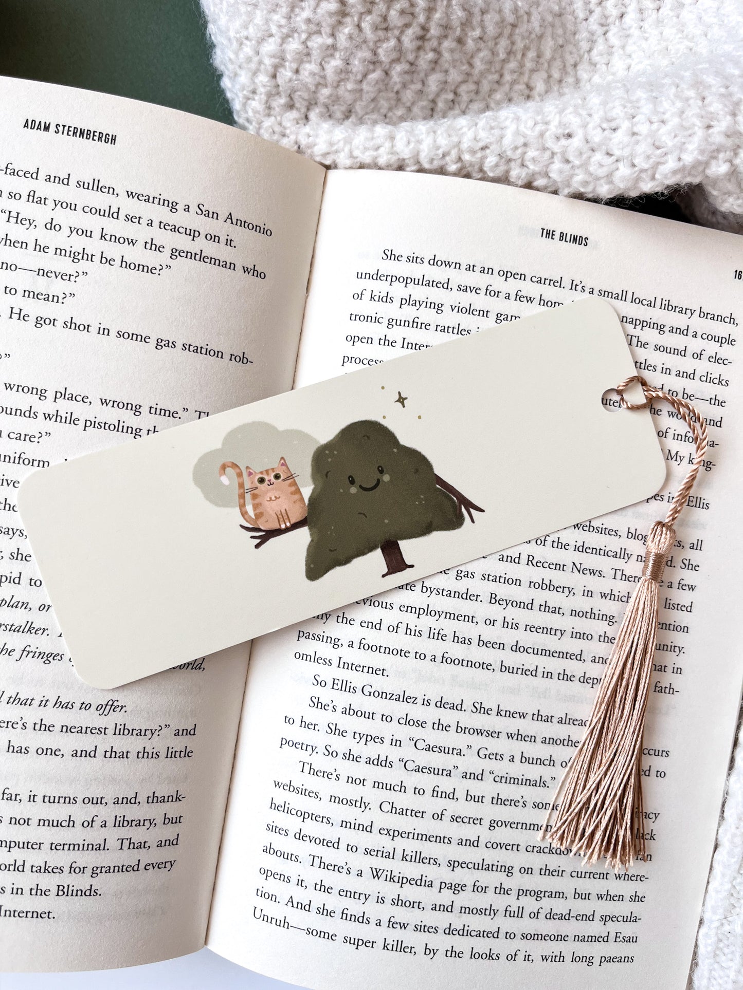 'Best Buds' Cat & Tree Illustration Bookmark