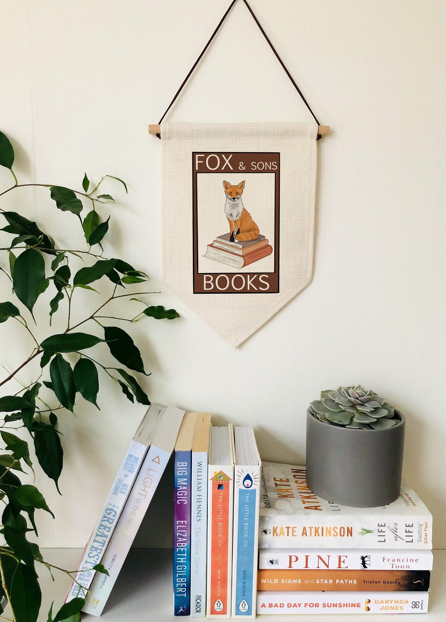 You've Got Mail, Fox Books linen Flag